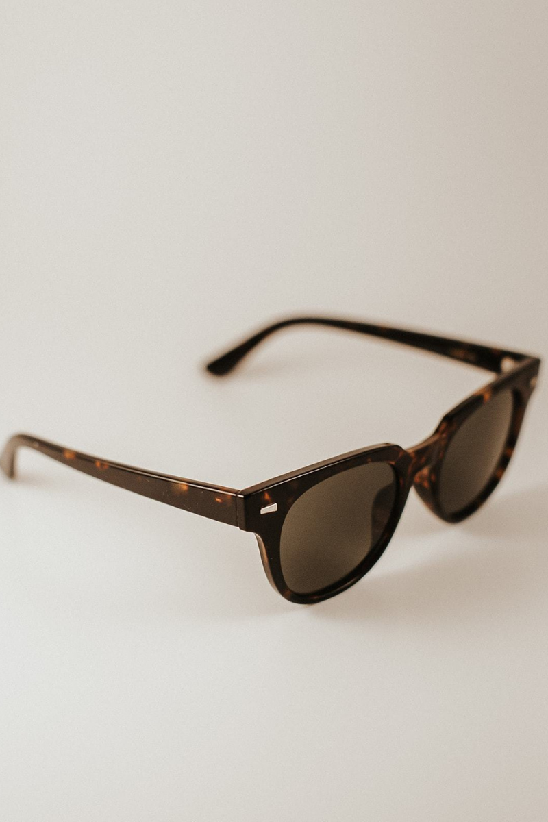Willa Wayfarer Sunglasses