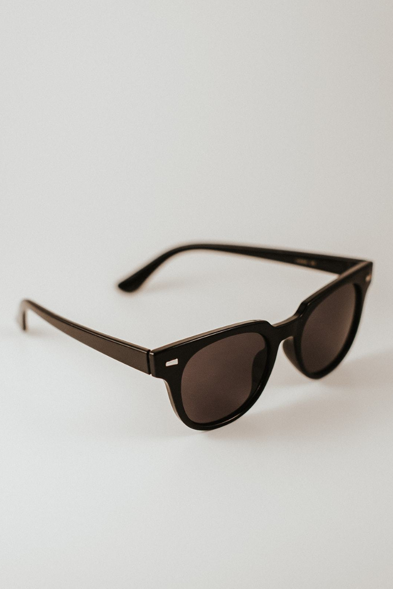 Willa Wayfarer Sunglasses