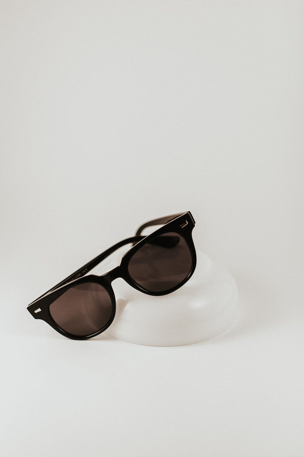 Willa Wayfarer Sunglasses