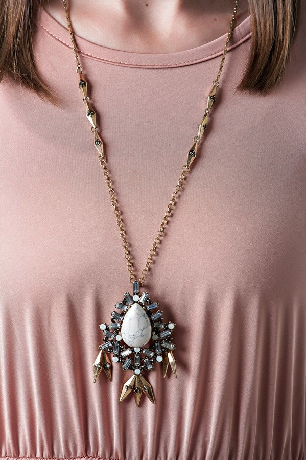 Statement necklace collection