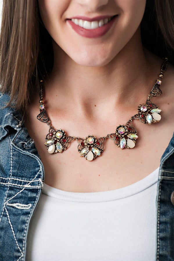 Statement necklace collection