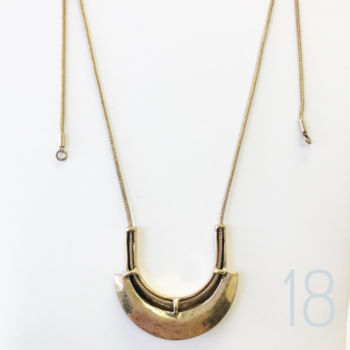 Statement necklace collection