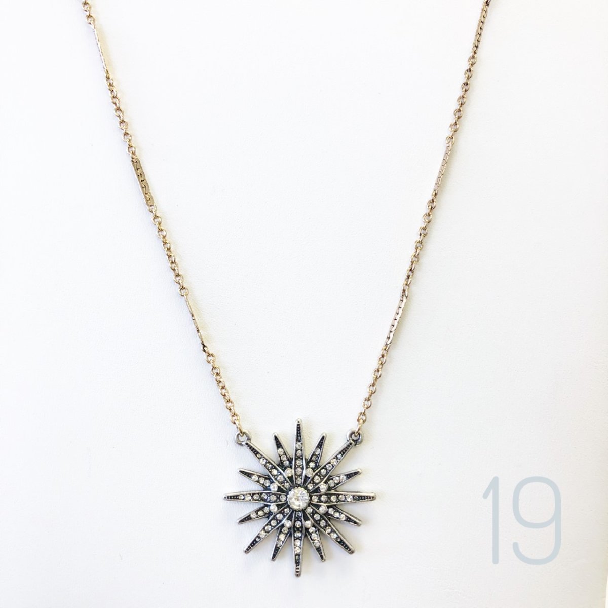 Statement necklace collection