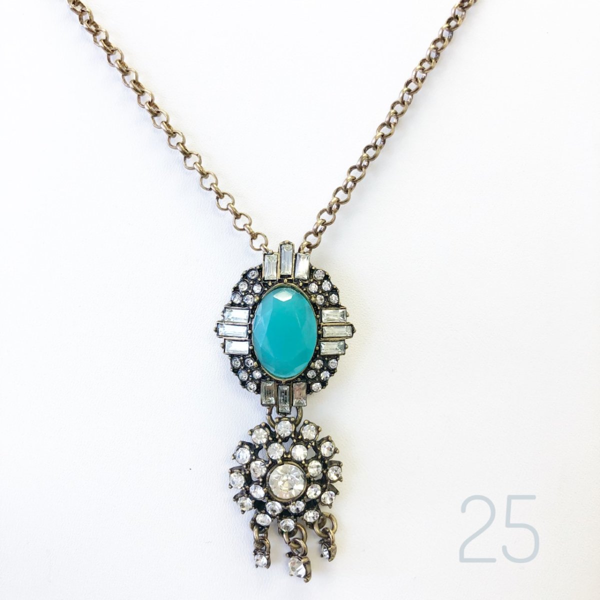 Statement necklace collection